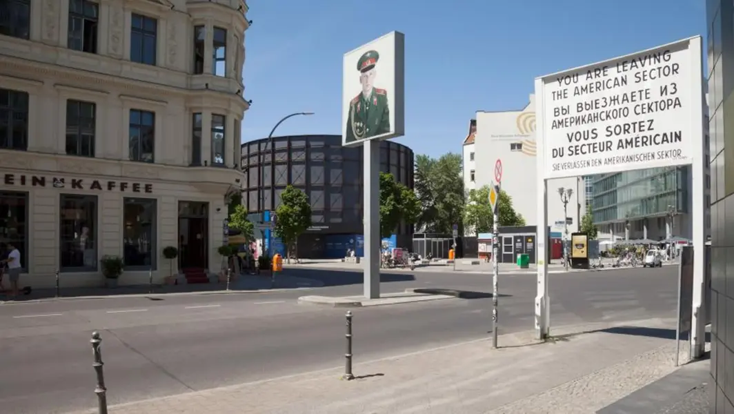 „Lasst uns rein!“