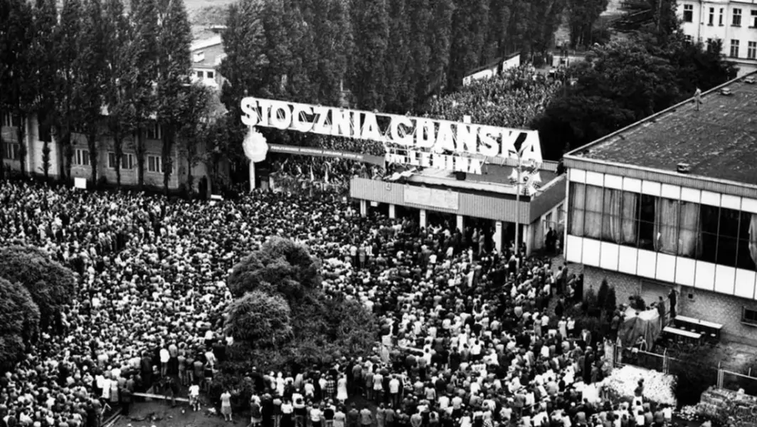 Solidarität – Protest – Revolution: Solidarität mit Solidarność